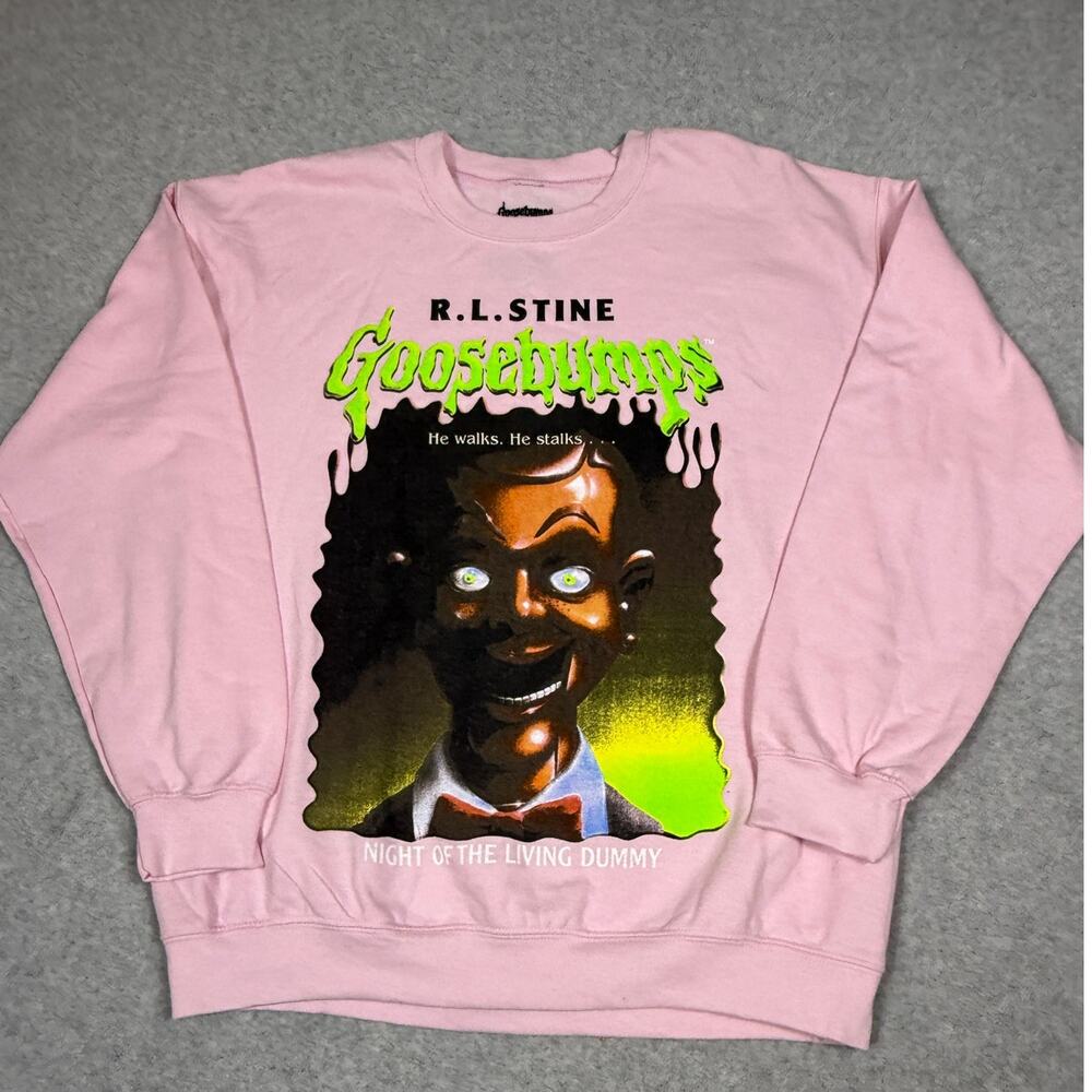 Goosebumps Adult Size L Pink Night Of The Living Dummy Graphic Sweatshirt